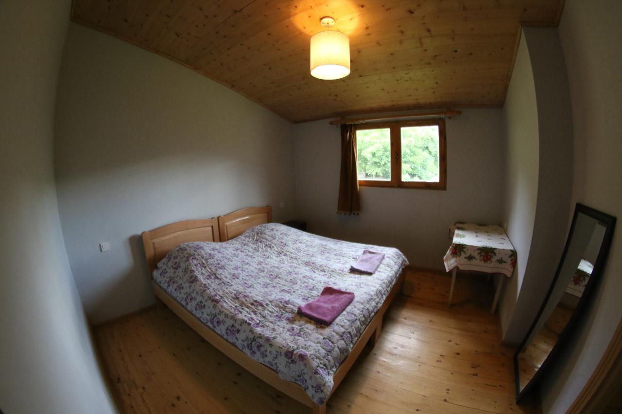 Guest House Keti Margiani Mestia Bagian luar foto