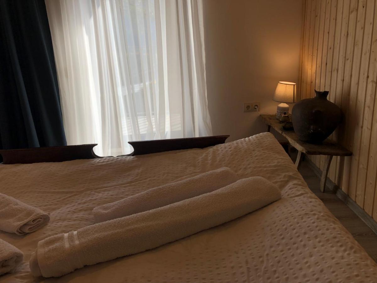 Guest House Keti Margiani Mestia Bagian luar foto