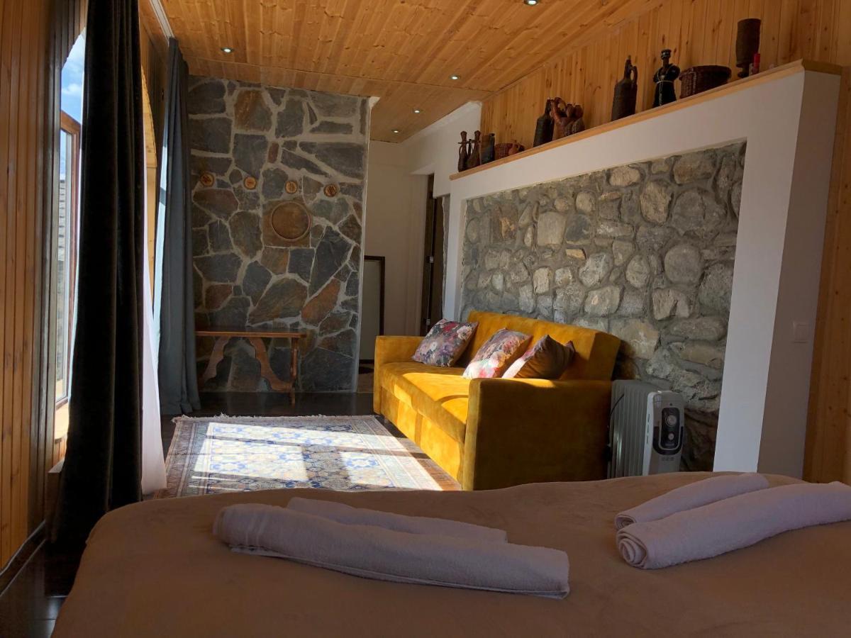 Guest House Keti Margiani Mestia Bagian luar foto